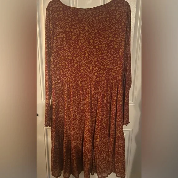 Torrid Red Floral Mesh Mini Dress - Picture 9 of 12